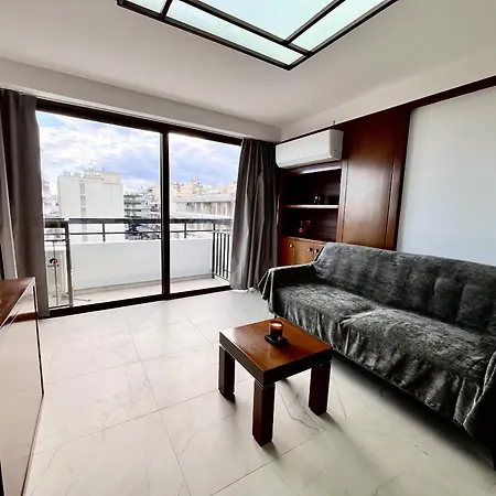 Finikoudes Nest 1 لارنكا