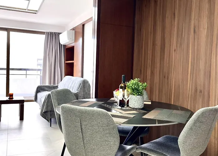 Finikoudes Nest 1 Apartment Larnaca