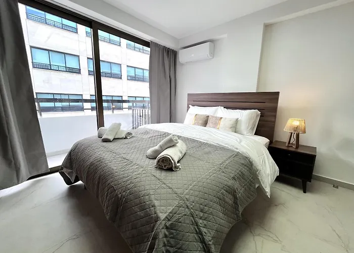 Finikoudes Nest 1 Apartment *