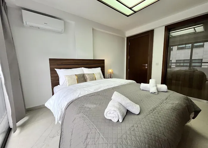 Finikoudes Nest 1 Appartement Larnaca