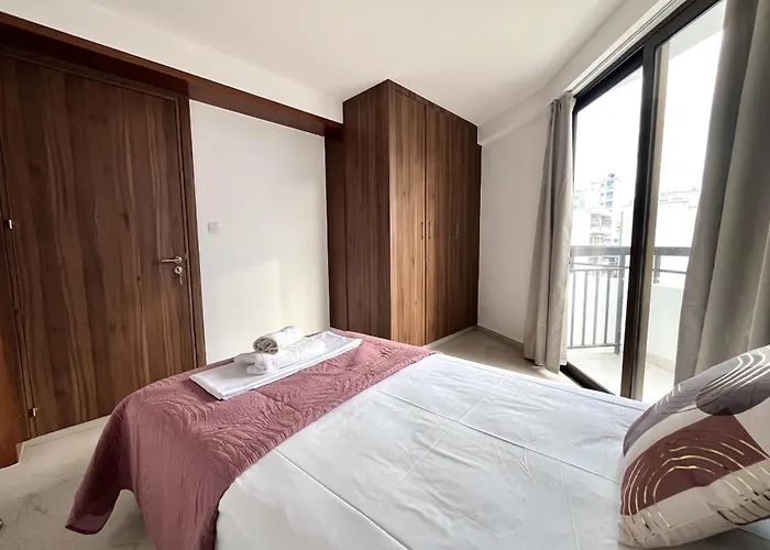 Finikoudes Nest 1 Apartment Larnaca