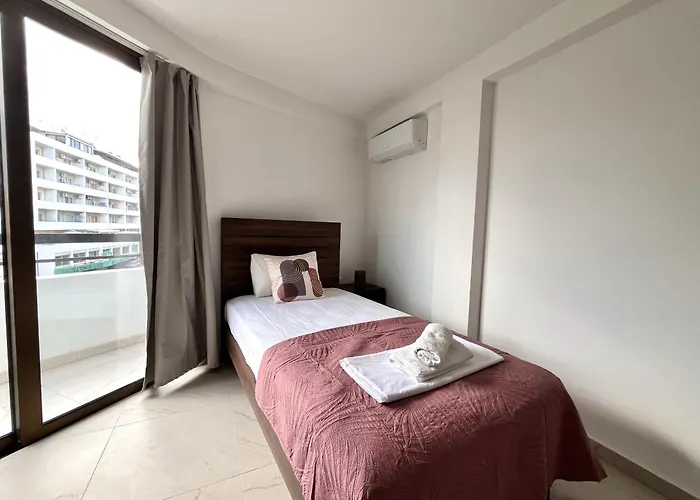 Finikoudes Nest 1 Apartment Larnaca