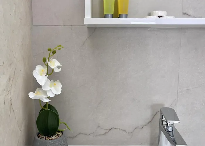 Apartment Finikoudes Nest 1 Larnaca